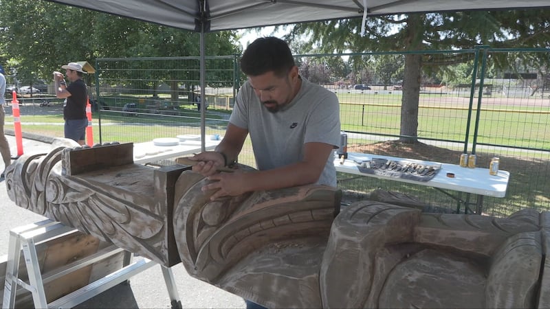 First Nations artist refurbishes totems originally carved with father in Brentwood Bay, B.C. 